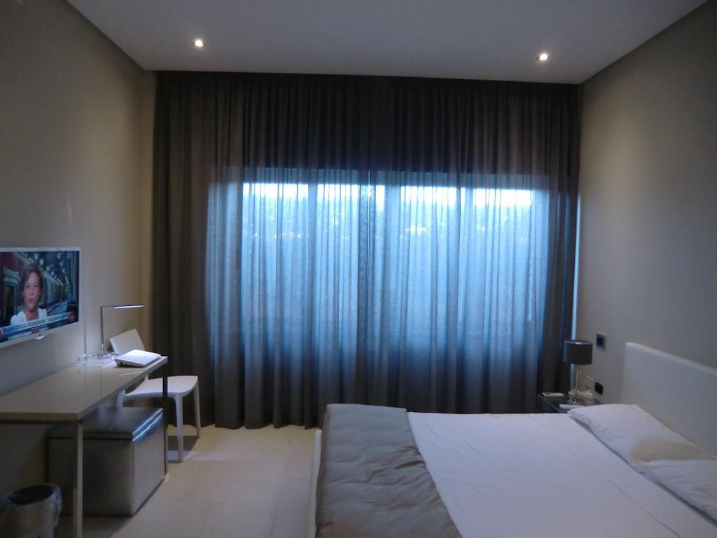 B&Beach Cagliari Guest House Room photo